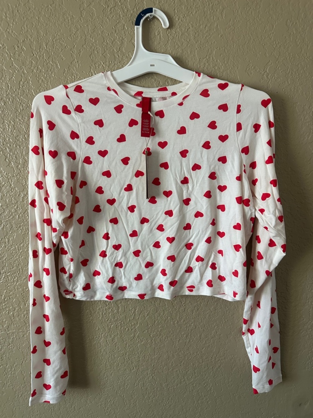 SKIMS White Crop Top with Red Heart Print